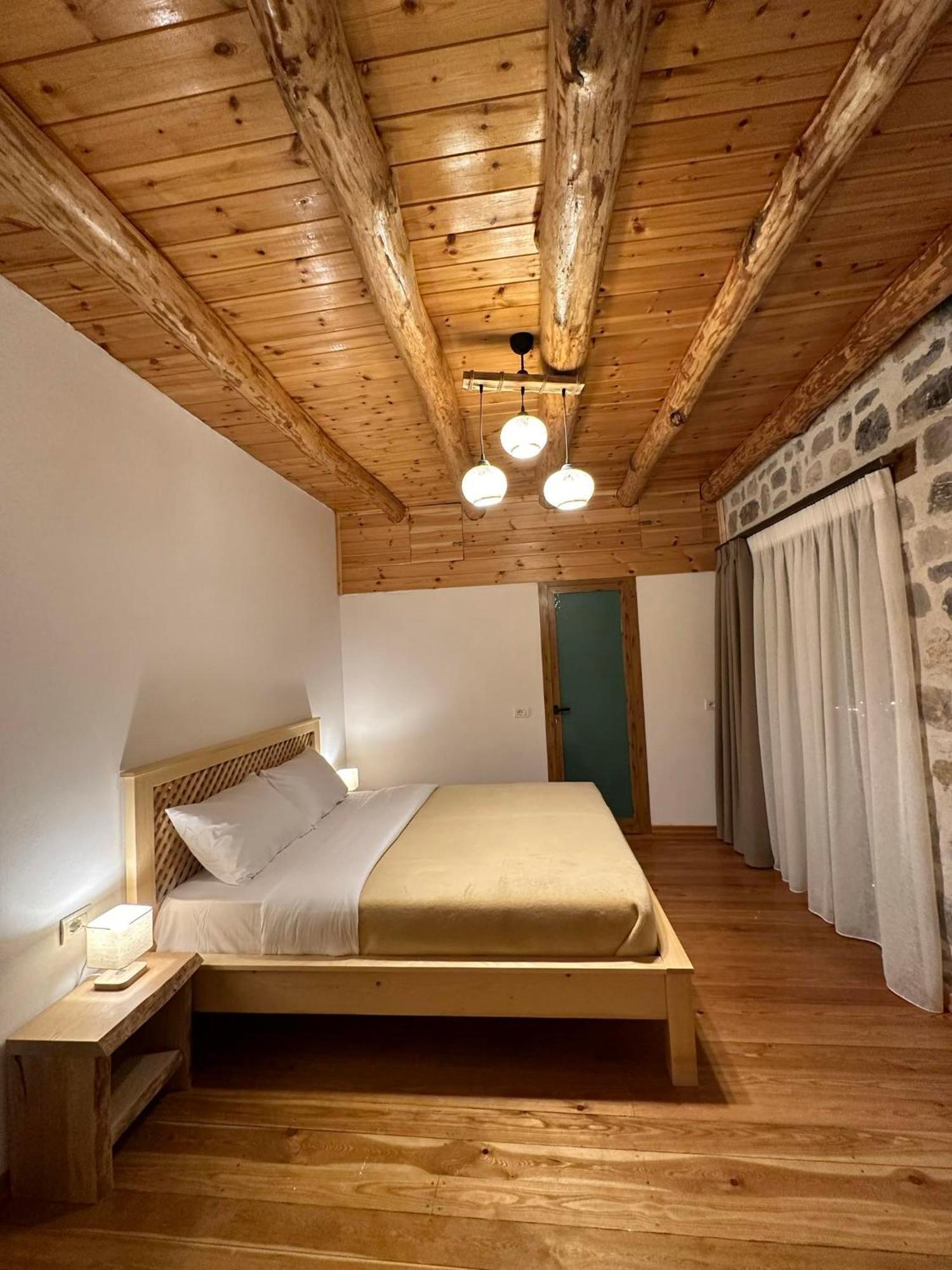 Valter & Drita'S Guesthouse Theth Buitenkant foto