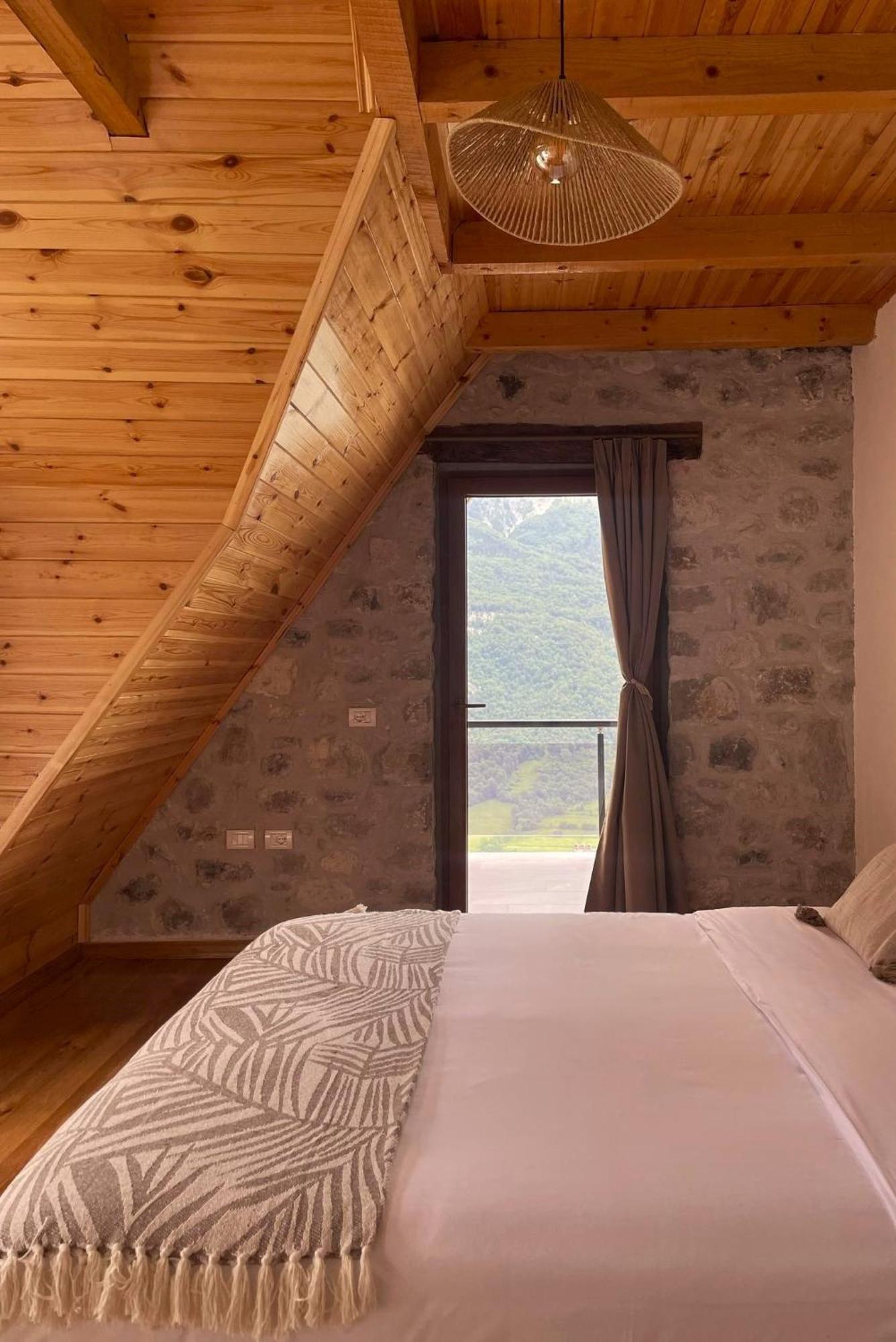 Valter & Drita'S Guesthouse Theth Buitenkant foto